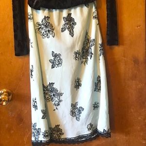 NYCC SKIRT GREEN AND BLACK WITH BLACK LACE